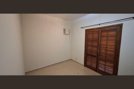 Casa de condomínio para alugar com 180m², 3 quartos e 2 vagas Casa de condomínio para alugar com 180m², 3 quartos e 2 vagasSuíte 1