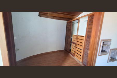 Casa de condomínio para alugar com 180m², 3 quartos e 2 vagas Casa de condomínio para alugar com 180m², 3 quartos e 2 vagasSuíte 3