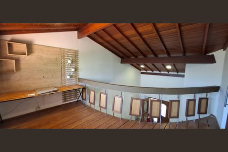 Casa de condomínio para alugar com 180m², 3 quartos e 2 vagas Casa de condomínio para alugar com 180m², 3 quartos e 2 vagasEscritório