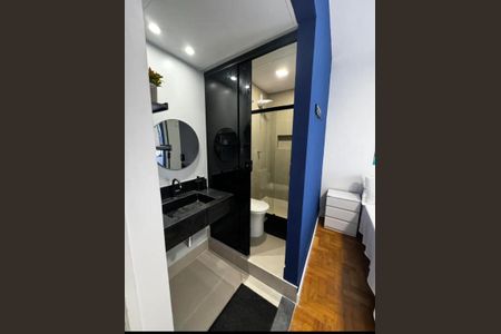 Banheiro de apartamento para alugar com 2 quartos, 85m² em Ondina, Salvador