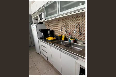 Cozinha de apartamento para alugar com 2 quartos, 85m² em Ondina, Salvador