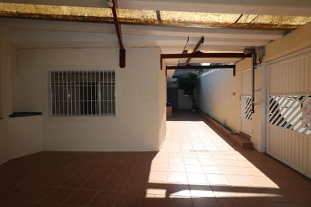 Casa à venda com 120m², 2 quartos e 2 vagasGaragem