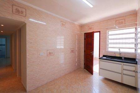 Casa à venda com 120m², 2 quartos e 2 vagasCozinha