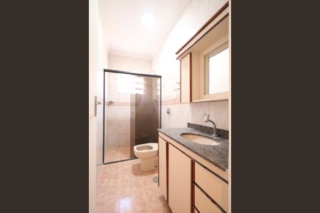 Casa à venda com 120m², 2 quartos e 2 vagasBanheiro Social
