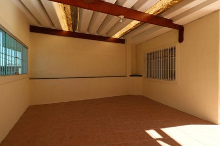 Casa à venda com 120m², 2 quartos e 2 vagasGaragem