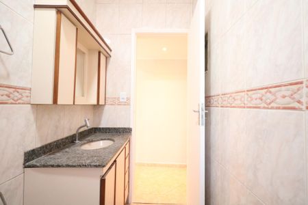 Casa à venda com 120m², 2 quartos e 2 vagasBanheiro Social