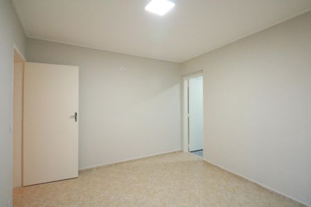 Casa à venda com 120m², 2 quartos e 2 vagasSuíte