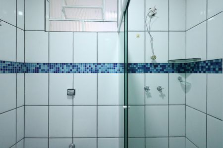Casa à venda com 120m², 2 quartos e 2 vagasBanheiro da Suíte
