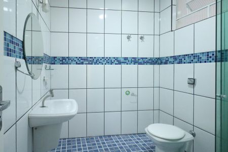 Casa à venda com 120m², 2 quartos e 2 vagasBanheiro da Suíte