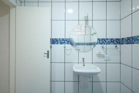 Casa à venda com 120m², 2 quartos e 2 vagasBanheiro da Suíte