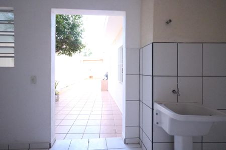 Casa à venda com 120m², 2 quartos e 2 vagasÁrea de Serviço