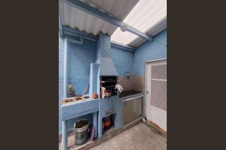 Casa à venda com 180m², 3 quartos e 2 vagas Casa à venda com 180m², 3 quartos e 2 vagasÁrea de serviço