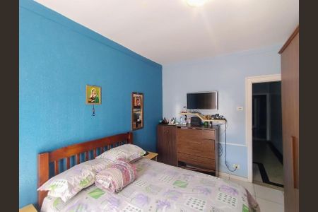 Casa à venda com 180m², 3 quartos e 2 vagas Casa à venda com 180m², 3 quartos e 2 vagasQuarto
