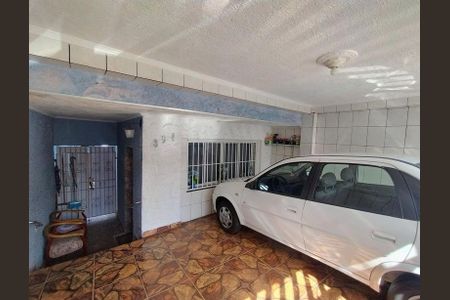 Casa à venda com 180m², 3 quartos e 2 vagas Casa à venda com 180m², 3 quartos e 2 vagasGaragem