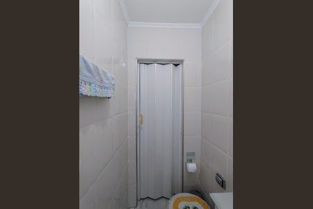 Casa à venda com 180m², 3 quartos e 2 vagas Casa à venda com 180m², 3 quartos e 2 vagasBanheiro