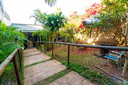 Casa à venda com 71m², 1 quarto e 3 vagas Casa à venda com 71m², 1 quarto e 3 vagasJardim