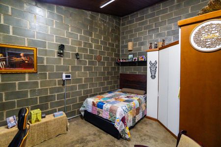 Quarto de casa à venda com 1 quarto, 71m² em Cidade Domitila, São Paulo