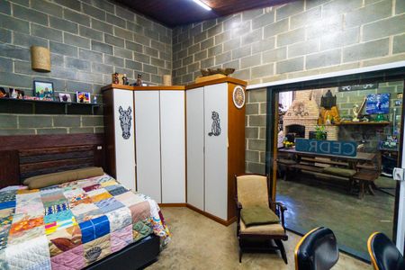 Quarto de casa à venda com 1 quarto, 71m² em Cidade Domitila, São Paulo
