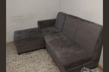 Sala de kitnet/studio para alugar com 1 quarto, 37m² em Vila Romana, Goiânia