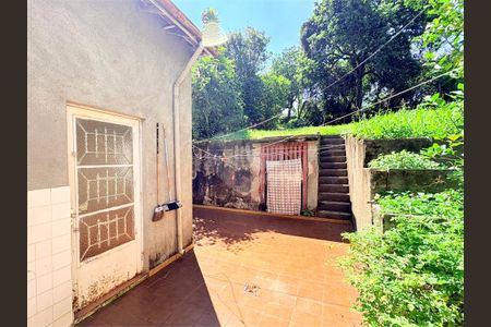 Casa à venda com 3 quartos, 300m² em Vila Albertina, São Paulo