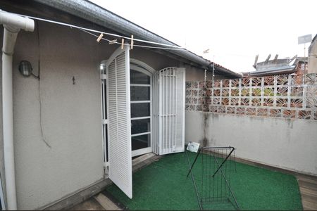 Casa para alugar com 80m², 2 quartos e 2 vagasVaranda do Quarto 2