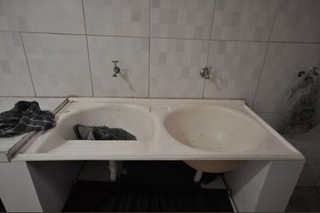Casa para alugar com 80m², 2 quartos e 2 vagasÁrea de Serviço