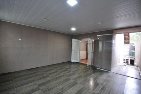 Casa para alugar com 80m², 2 quartos e 2 vagasQuarto 1