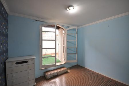Casa para alugar com 80m², 2 quartos e 2 vagasQuarto 2
