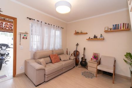 Casa para alugar com 66m², 2 quartos e 1 vaga Casa para alugar com 66m², 2 quartos e 1 vagaSala