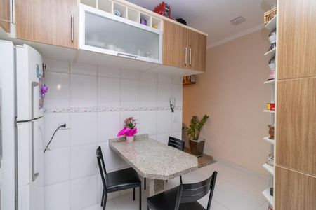 Casa para alugar com 66m², 2 quartos e 1 vaga Casa para alugar com 66m², 2 quartos e 1 vagaCozinha