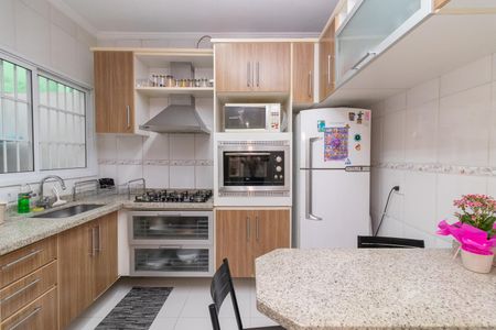 Casa para alugar com 66m², 2 quartos e 1 vaga Casa para alugar com 66m², 2 quartos e 1 vagaCozinha