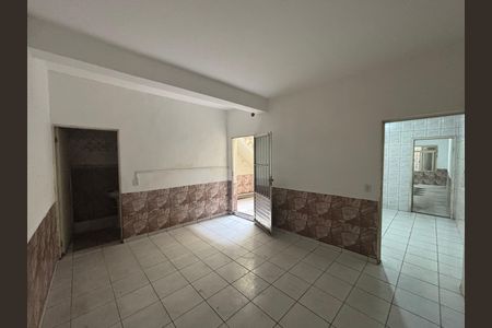 Casa para alugar com 180m², 4 quartos e 5 vagas Casa para alugar com 180m², 4 quartos e 5 vagasQuarto 1