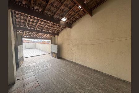 Casa para alugar com 180m², 4 quartos e 5 vagas Casa para alugar com 180m², 4 quartos e 5 vagasÁrea de Serviço
