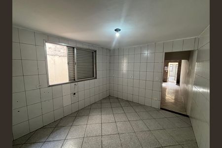 Casa para alugar com 180m², 4 quartos e 5 vagas Casa para alugar com 180m², 4 quartos e 5 vagasCozinha