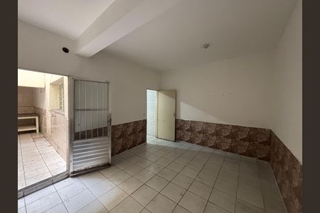 Casa para alugar com 180m², 4 quartos e 5 vagas Casa para alugar com 180m², 4 quartos e 5 vagasQuarto 1