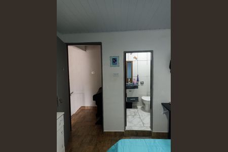Banheiro de casa à venda com 2 quartos, 110m² em Jardim Silvana, Santo André