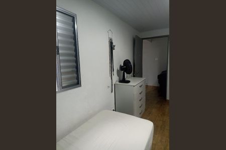 Quarto de casa à venda com 2 quartos, 110m² em Jardim Silvana, Santo André