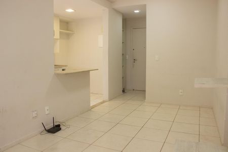 Apartamento para alugar com 2 quartos, 90m² em Parque Riviera, Cabo Frio