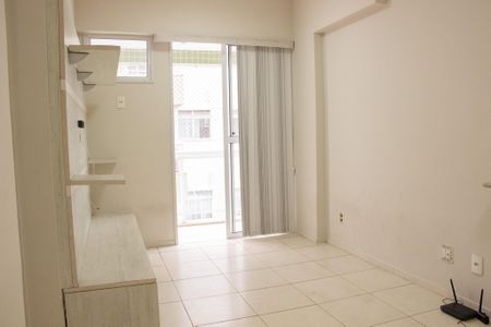 Apartamento para alugar com 90m², 2 quartos e 1 vaga