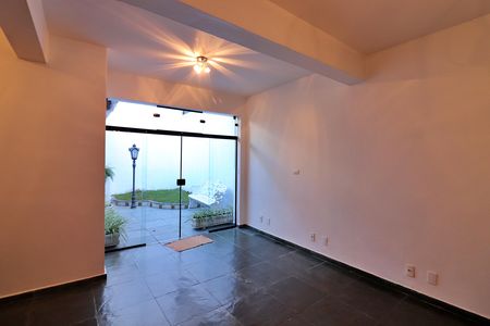 Sala  de casa para alugar com 1 quarto, 65m² em Parque Sao Diogo, São Bernardo do Campo
