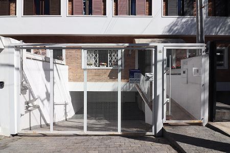 Casa para alugar com 65m², 1 quarto e 1 vagaFachada 