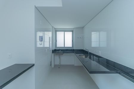 Cozinha  de apartamento à venda com 3 quartos, 109m² em Sagrada Família, Belo Horizonte