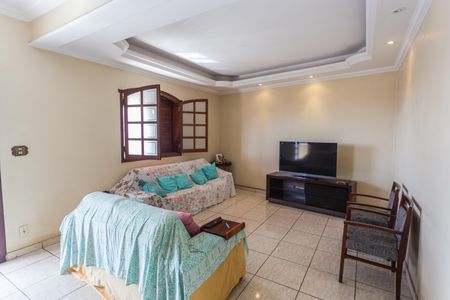Sala 1 de casa à venda com 4 quartos, 233m² em Carvalho de Brito, Belo Horizonte