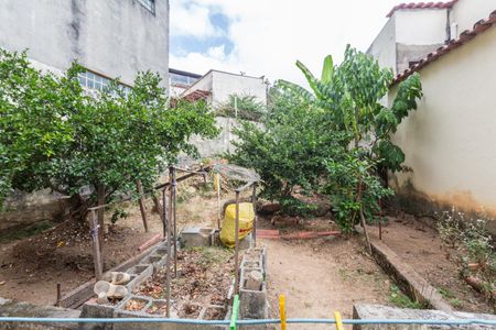 Casa à venda com 233m², 4 quartos e 1 vagaQuintal