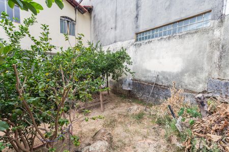 Casa à venda com 233m², 4 quartos e 1 vagaQuintal