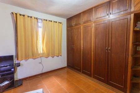 Casa à venda com 233m², 4 quartos e 1 vagaQuarto 1 no 2° Andar