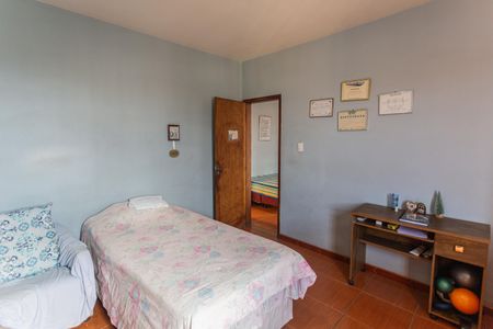 Casa à venda com 233m², 4 quartos e 1 vagaQuarto 4 no 2° Andar