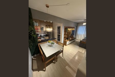 Sala de apartamento para alugar com 2 quartos, 60m² em Picanço, Guarulhos