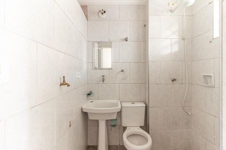 Banheiro de kitnet/studio para alugar com 1 quarto, 40m² em Vila Buarque, São Paulo