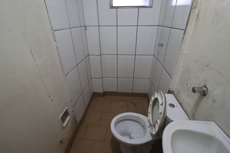 Apartamento para alugar com 48m², 2 quartos e 1 vaga Apartamento para alugar com 48m², 2 quartos e 1 vagaBanheiro social